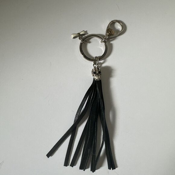 HENRI BENDEL Keyring Black Tassel Jeweled Skull Cream Bow Charm Keychain